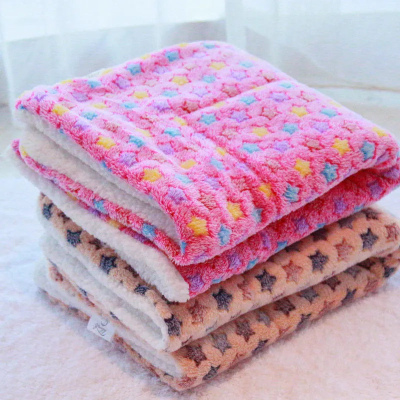 Coral cashmere pet blanket mat with reactive printing, showing a starry sky pattern on a 50x40cm size