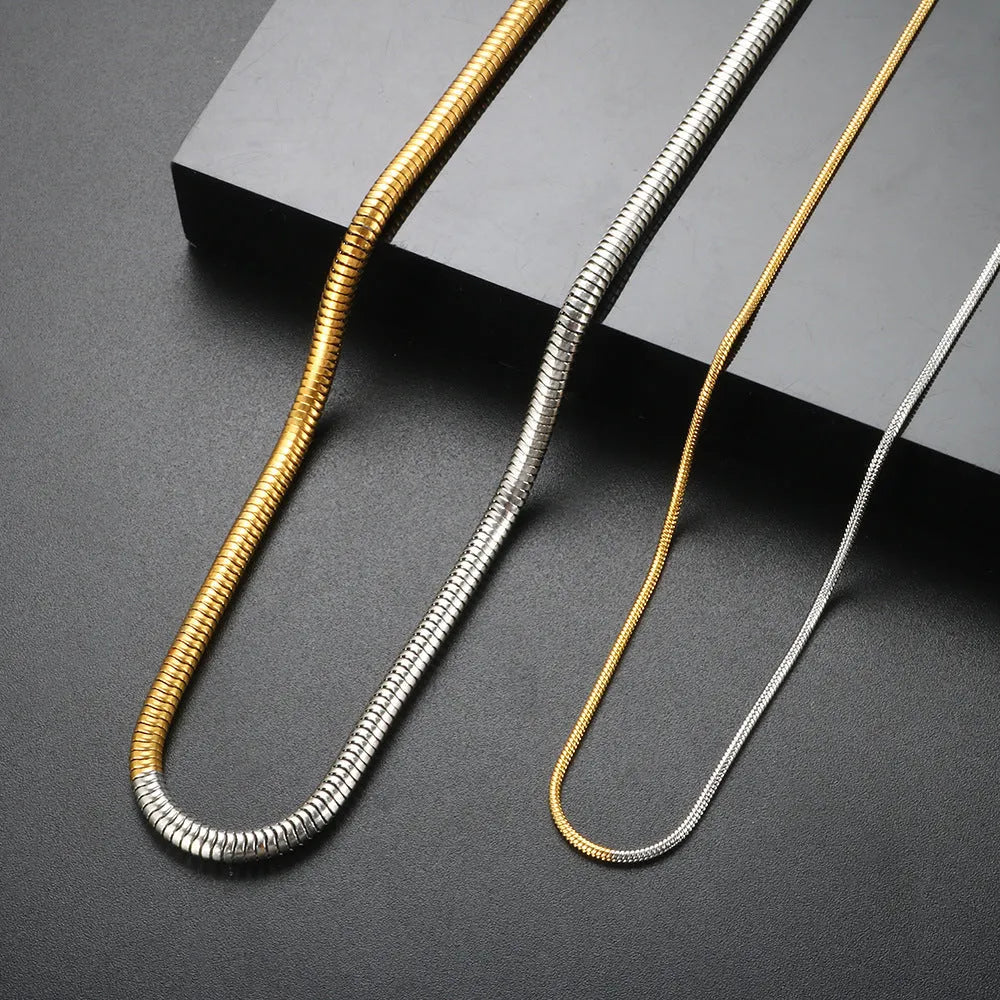 Women's stainless steel snake bone chain necklace with 3mm thickness in MSXNJMG505G colour