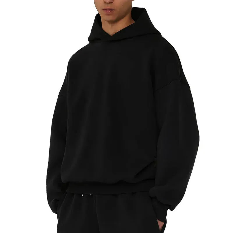 Men's solid colour fleece-lined cotton hoodie sweater with a pullover design and wool lining.