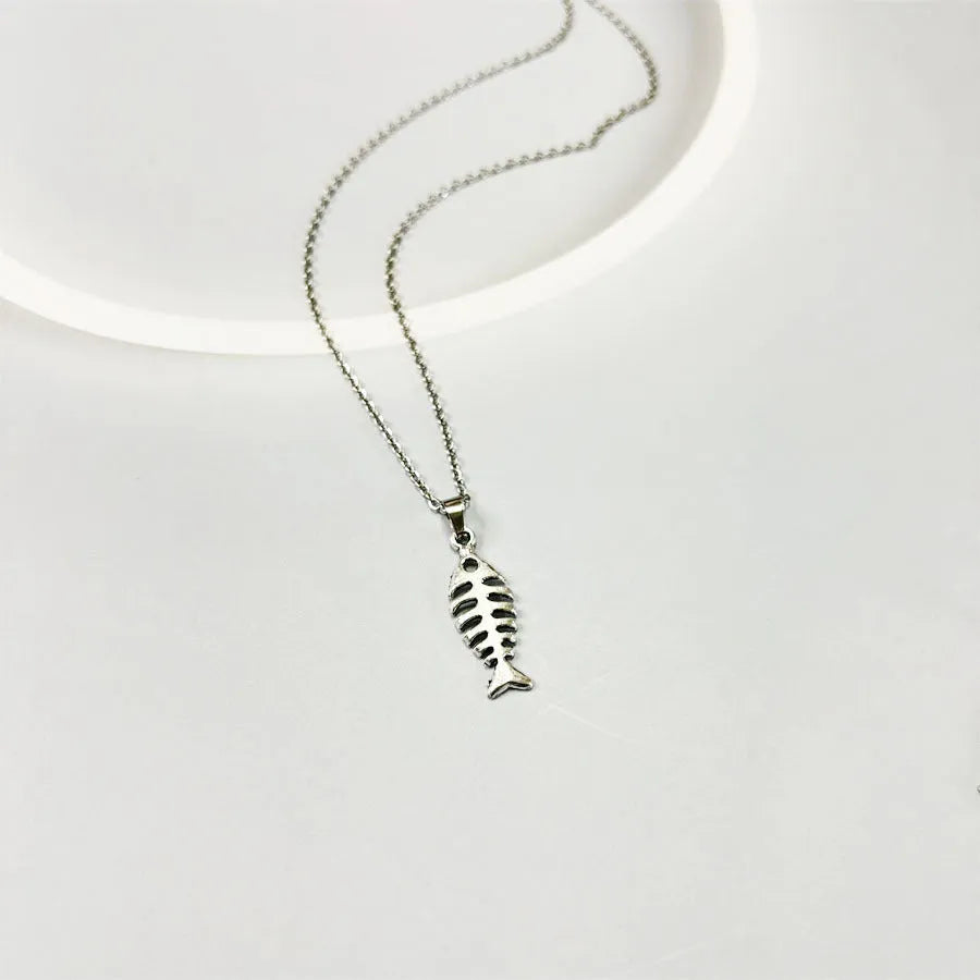 Retro fishbone motif pendant necklace with matching earrings set on O-shaped chain
