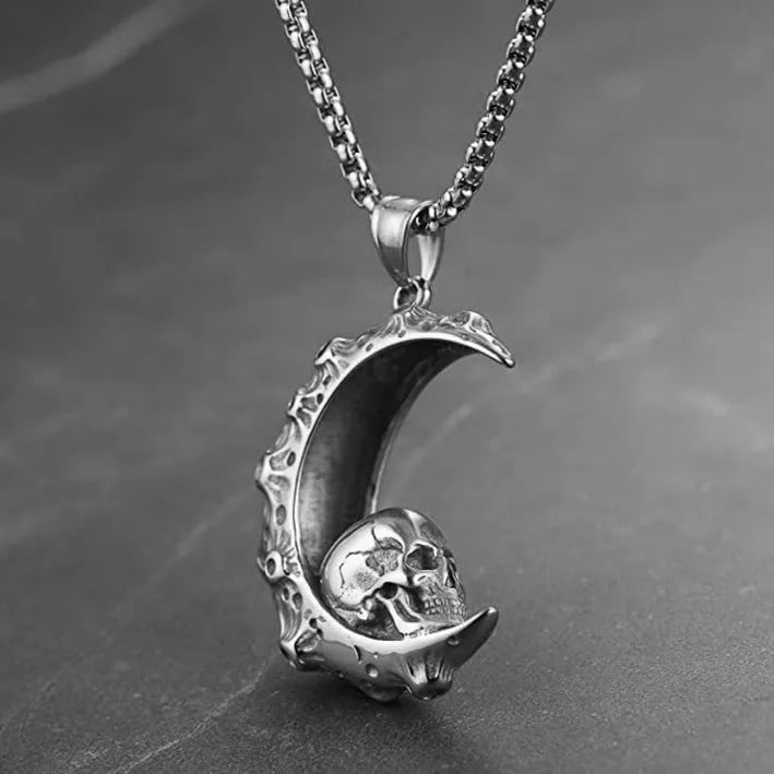 Men's stainless steel necklace with electroplated silver skull pendant in six design variations