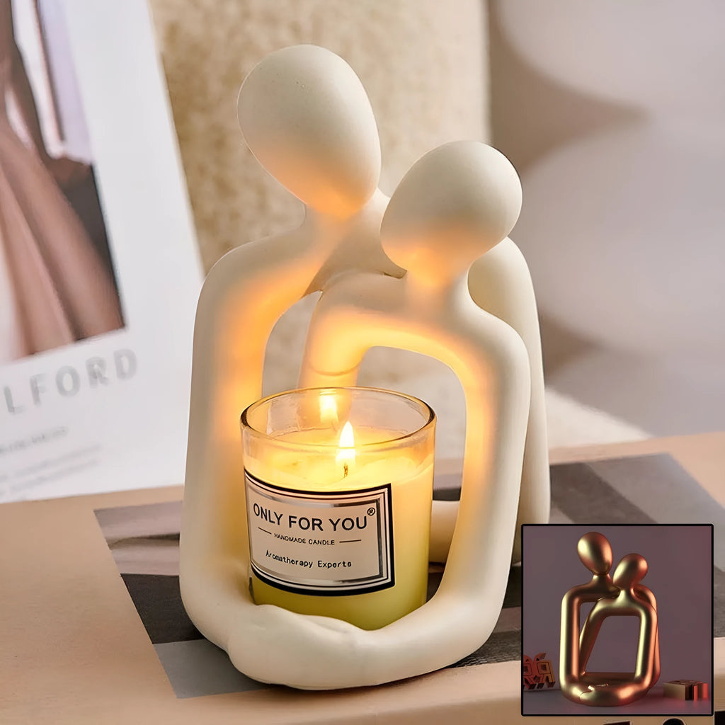 Modern minimalist loving couple resin statue in milky white or gold for desk and shelf decoration