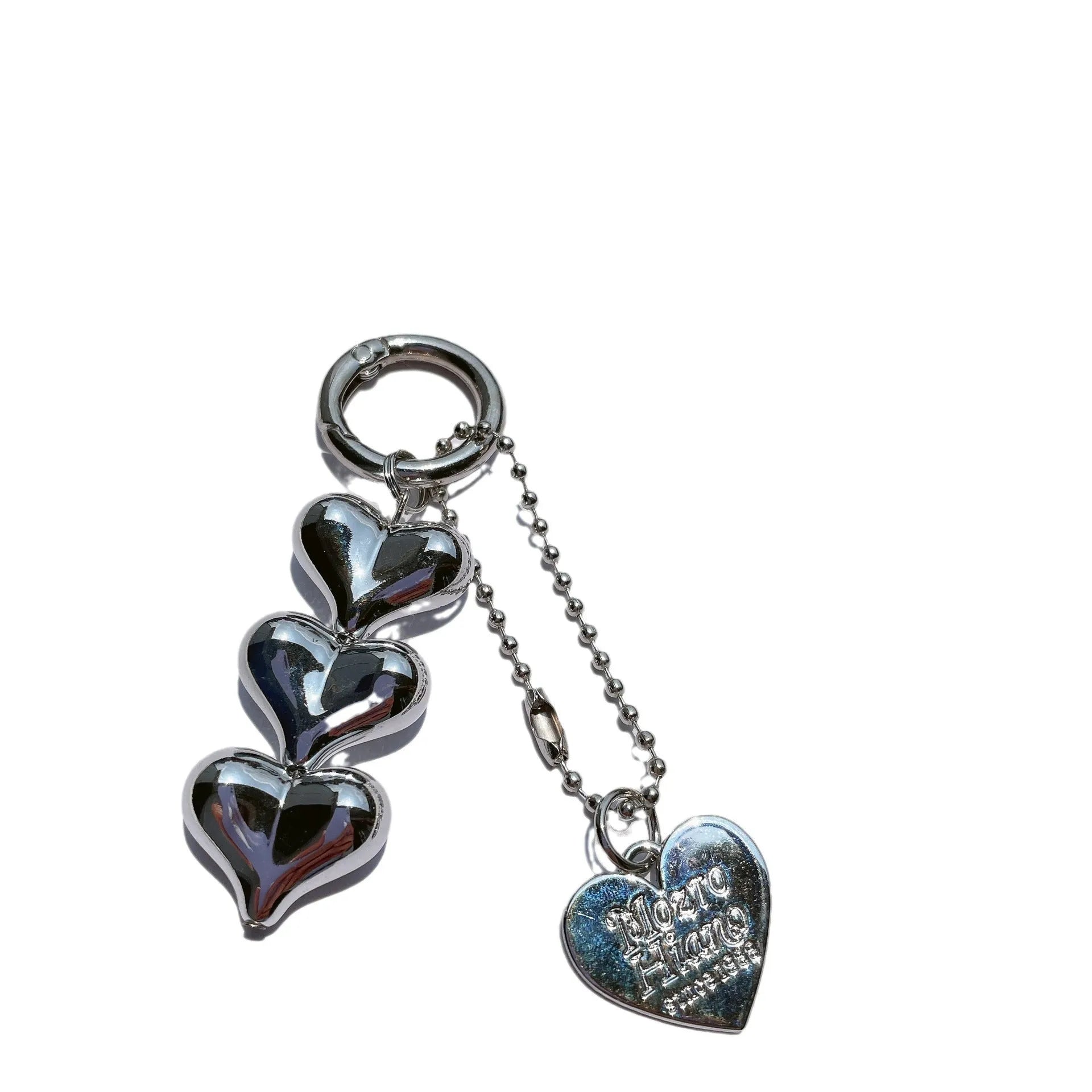 Fart Peach Love electroplated acrylic key ring with heart pattern in black, gold or white