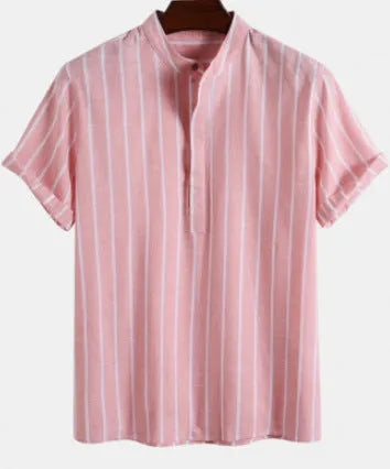 Cotton blend polo shirt with printed letters in loose fit short sleeve design