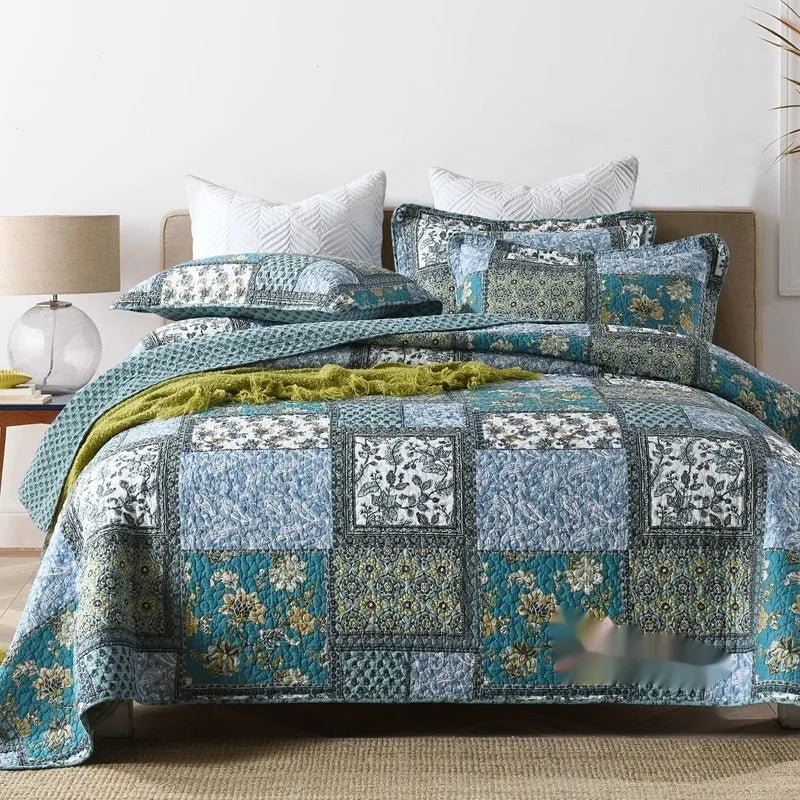 Pure cotton quilted bed cover set with printed pattern on a 1.5-1.8m bed.