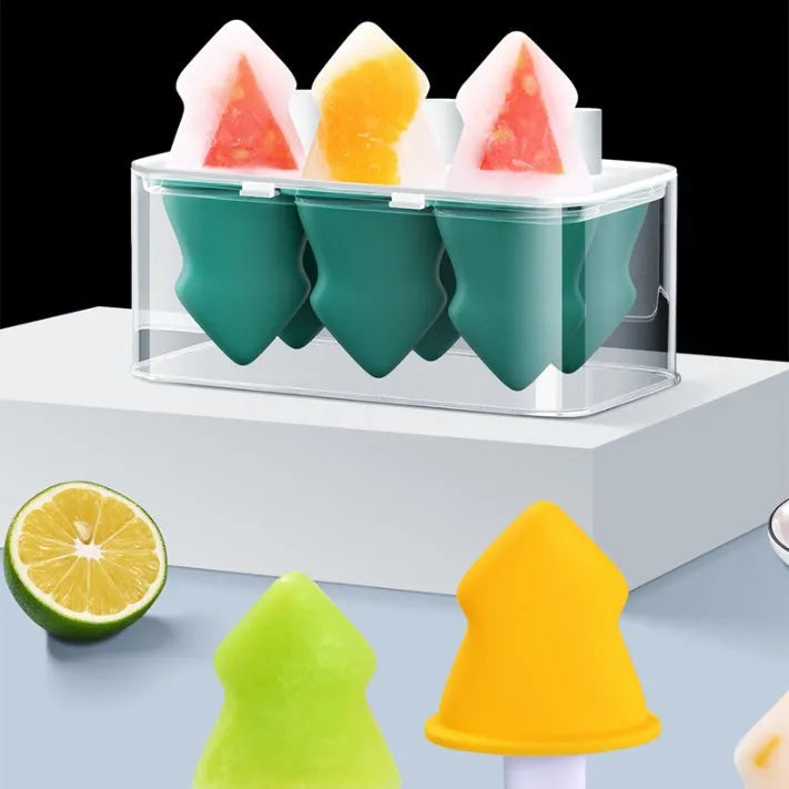 Silicone ice cube mold in green with 7.5x9.5x7.5cm format for homemade popsicles
