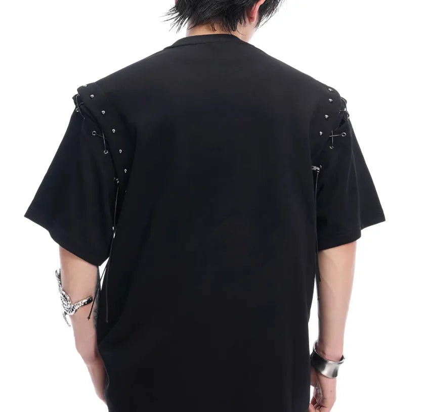 Niche deconstruction black short sleeve T-shirt with front lace-up fastening and cutout detail.