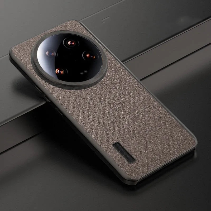Xiaomi 14Ultra plain leather protective shell in black, frosted finish, hard case with magnetic attraction