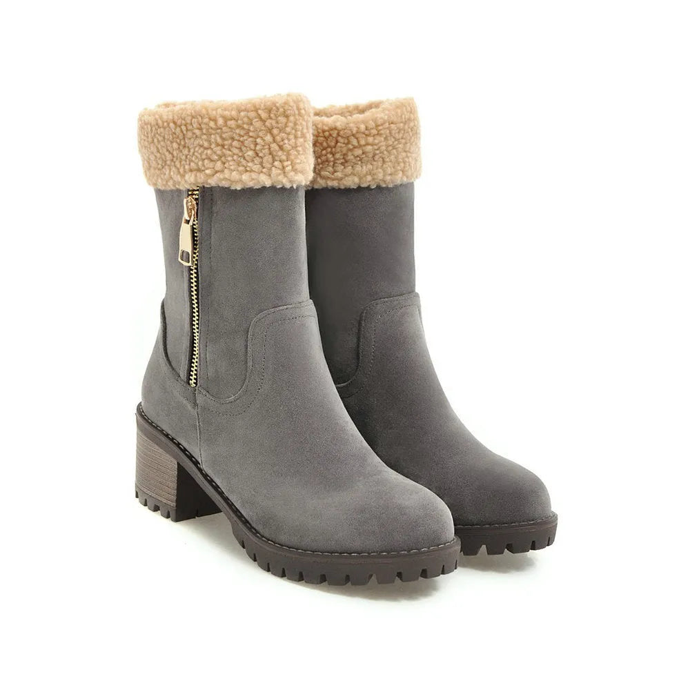 Men's snow boots with rubber soles and plush lining in black, grey, green, or orange colours