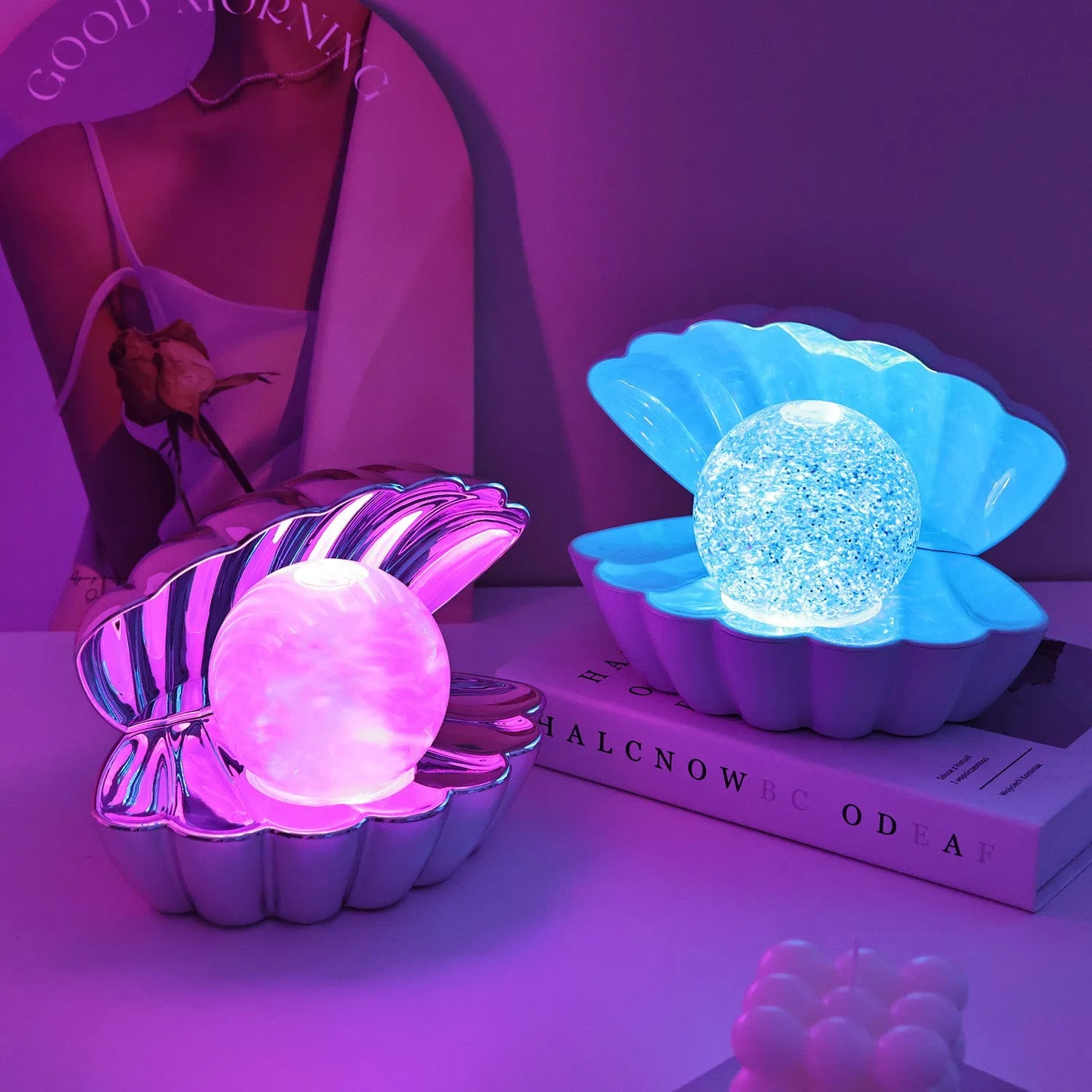Shell-shaped small neon night lamp with battery power for ambience lighting.