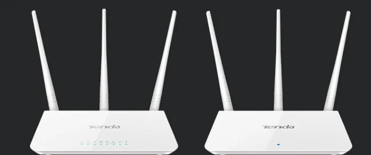 White wireless broadband router with antennas for dual-band 2.4G and 5G WiFi.