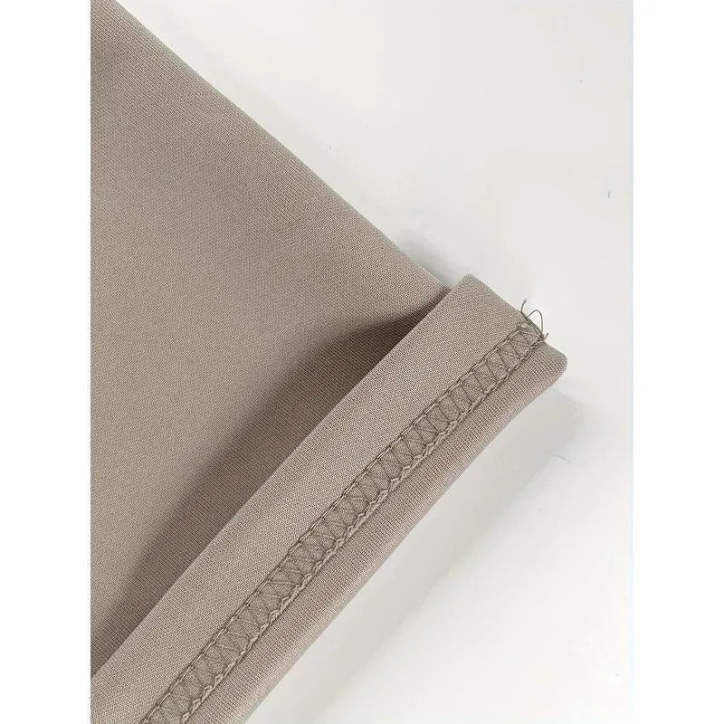 Men's solid colour loose-fit fire-retardant trousers in linen corduroy fabric.