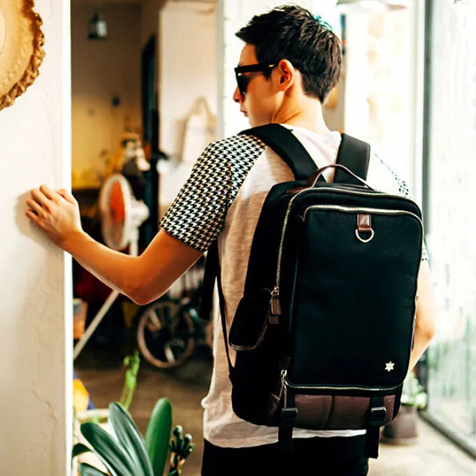 Large Oxford cloth backpack in army green with Korean design style.