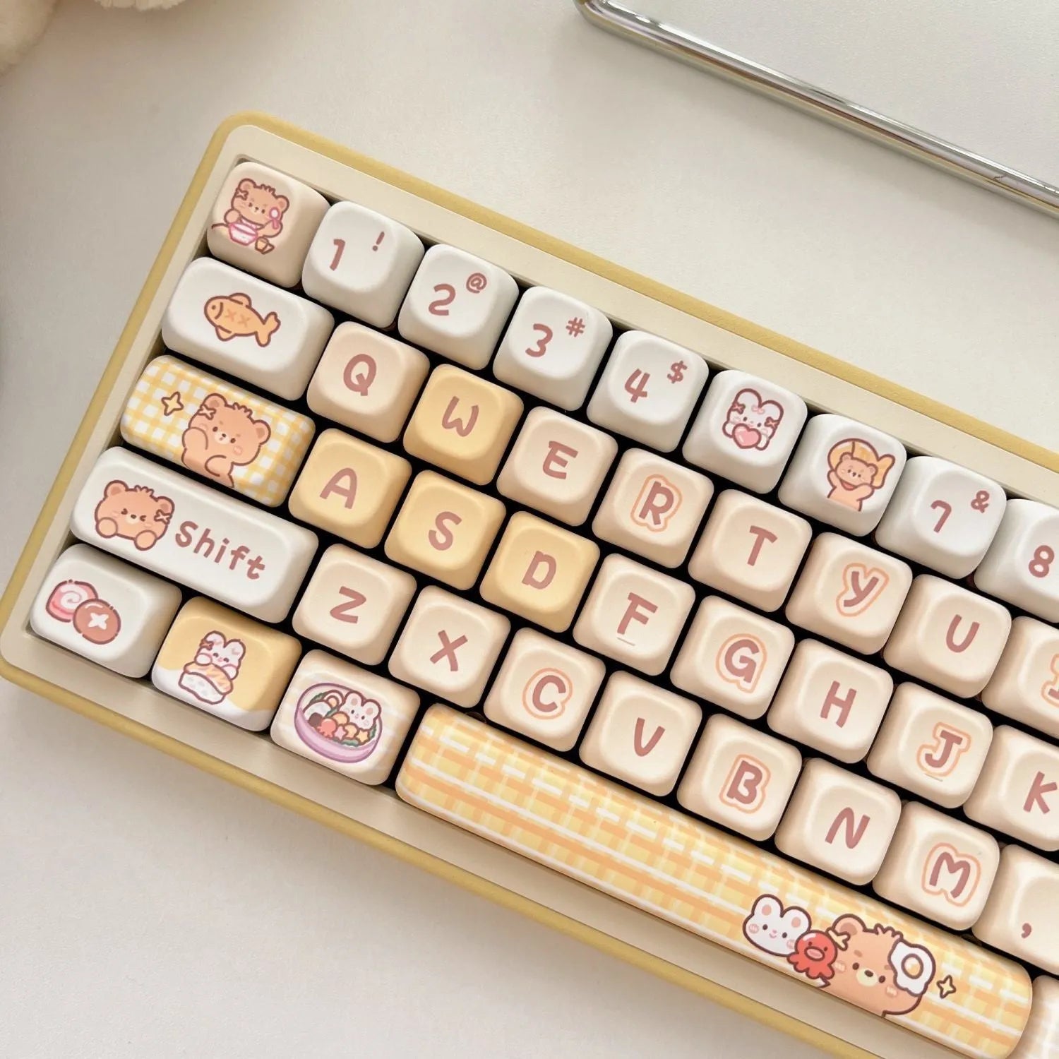 Rabbit bear restaurant themed PBT keycap set with 140 pieces in EOA height profile