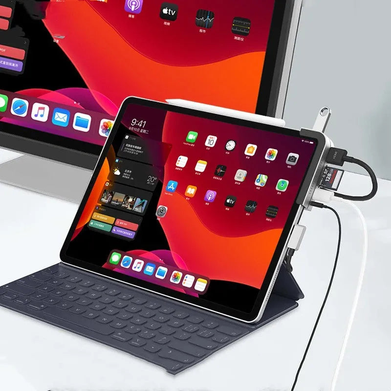 Silver aluminium grey USB-C docking station with 6 ports for iPad Pro 2018 and 2020 models