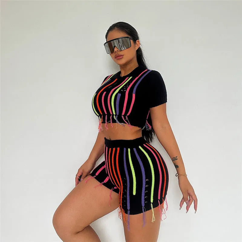 High waist sheath slim fit suit set for women in black sleeveless top and shorts with quarter sleeves