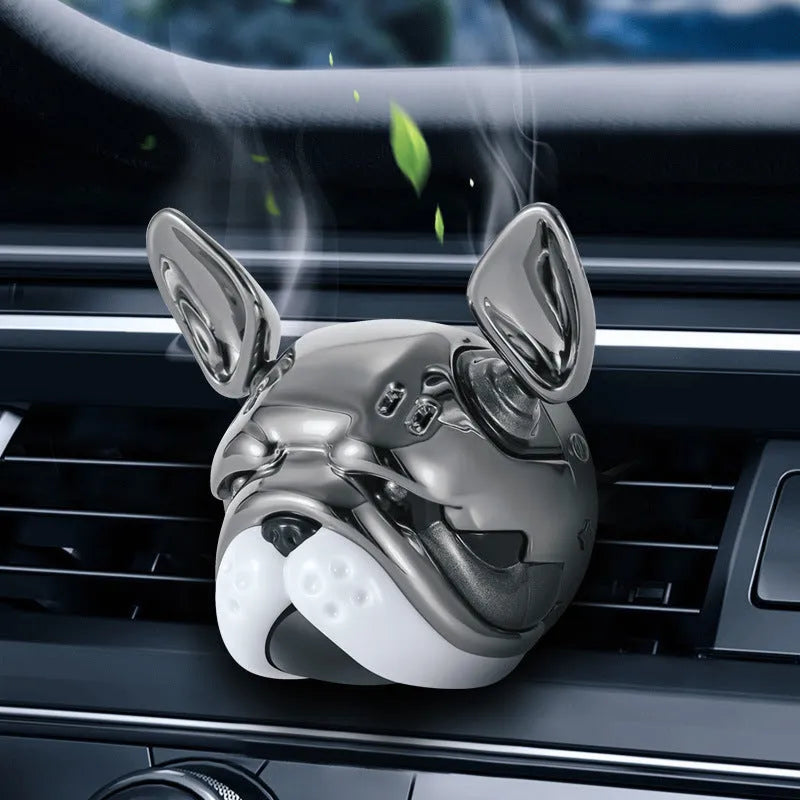 Car vent aromatherapy ornament with Gulong Ocean fragrance in red colour, clipped to a car vent, with balm refills.