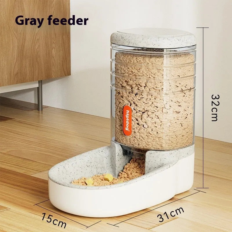 Blue automatic pet water fountain with 3.8-litre large capacity for cats and dogs.