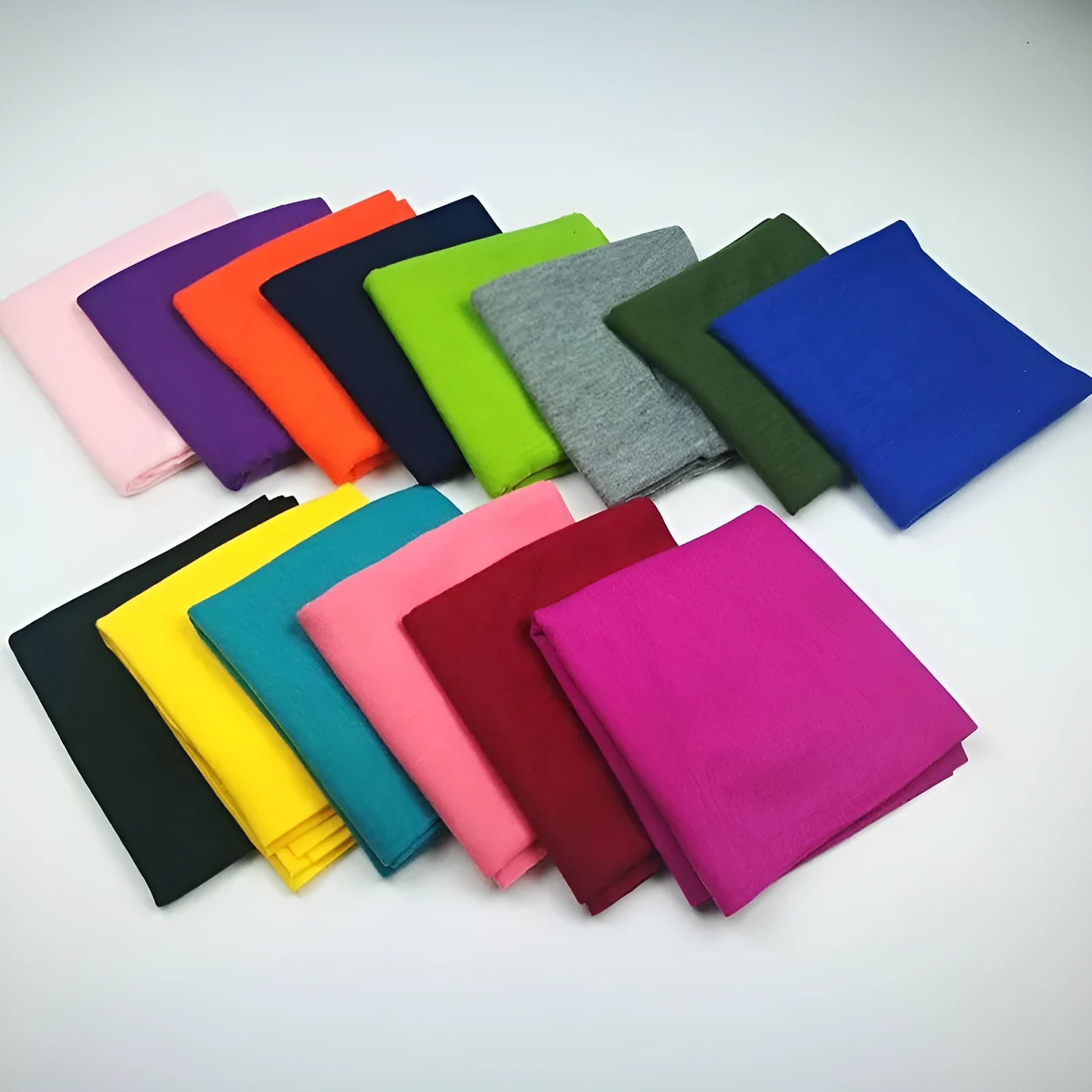 Seamless polyester headscarf for outdoor sports in various colours with free-size design
