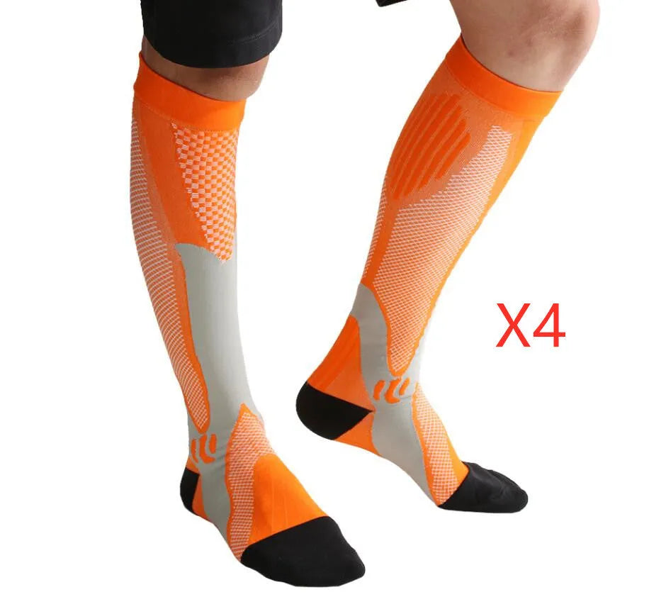Graduated compression socks in black, shown with size guide for S/M, L/XL, and XXL.