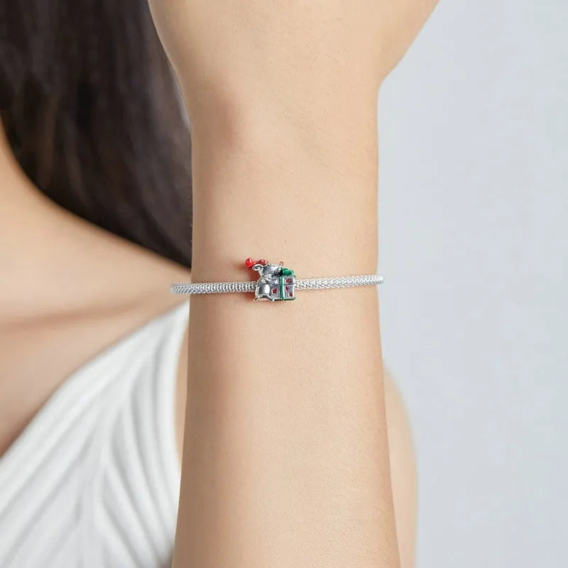925 sterling silver reindeer bead with dripping oil finish, 1.1x1.4 cm, 0.45 cm aperture