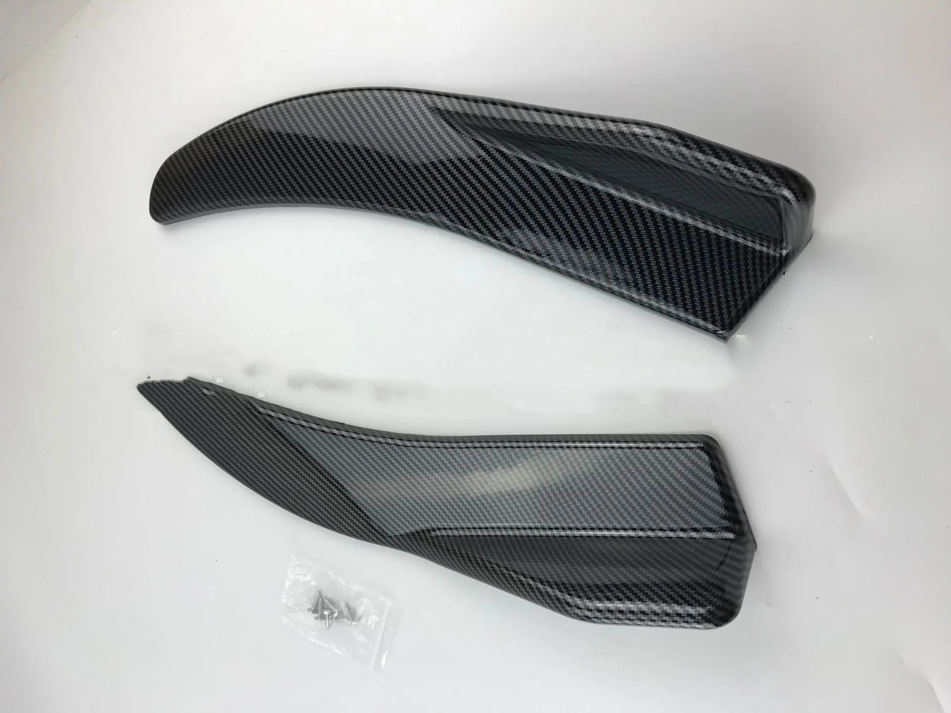 Pair of bright carbon fibre effect front and rear car deflectors for General Motors vehicles