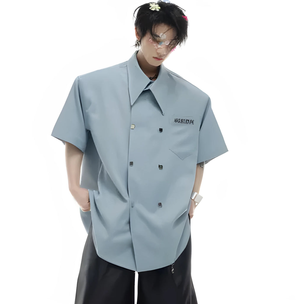 Men's loose fit short-sleeved summer shirt in high-count cotton blend with splicing detail and metal buttons