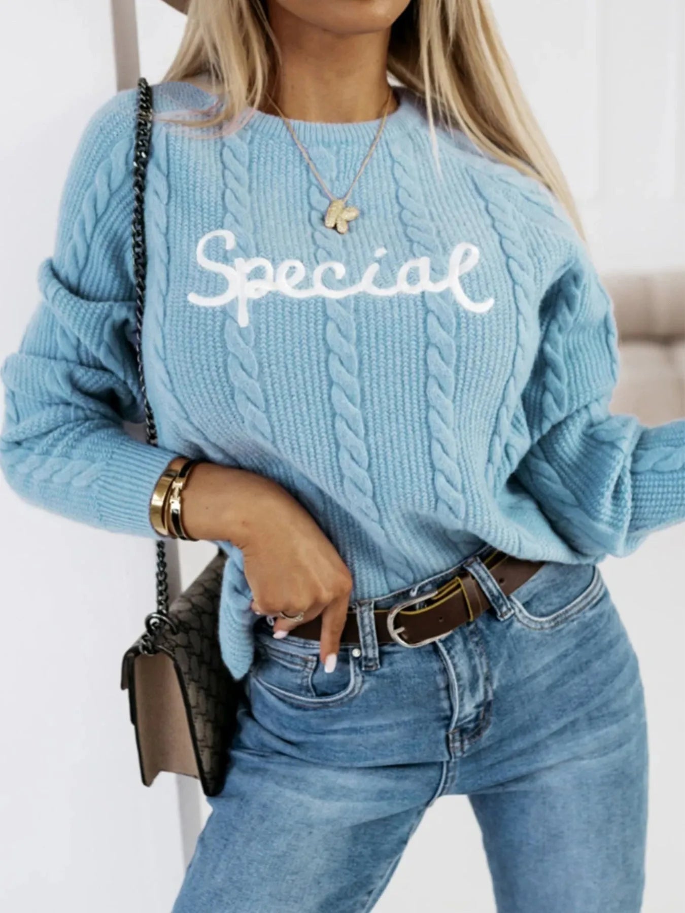 Blue leisure pullover with embroidered letters crew neck street fashion jumper