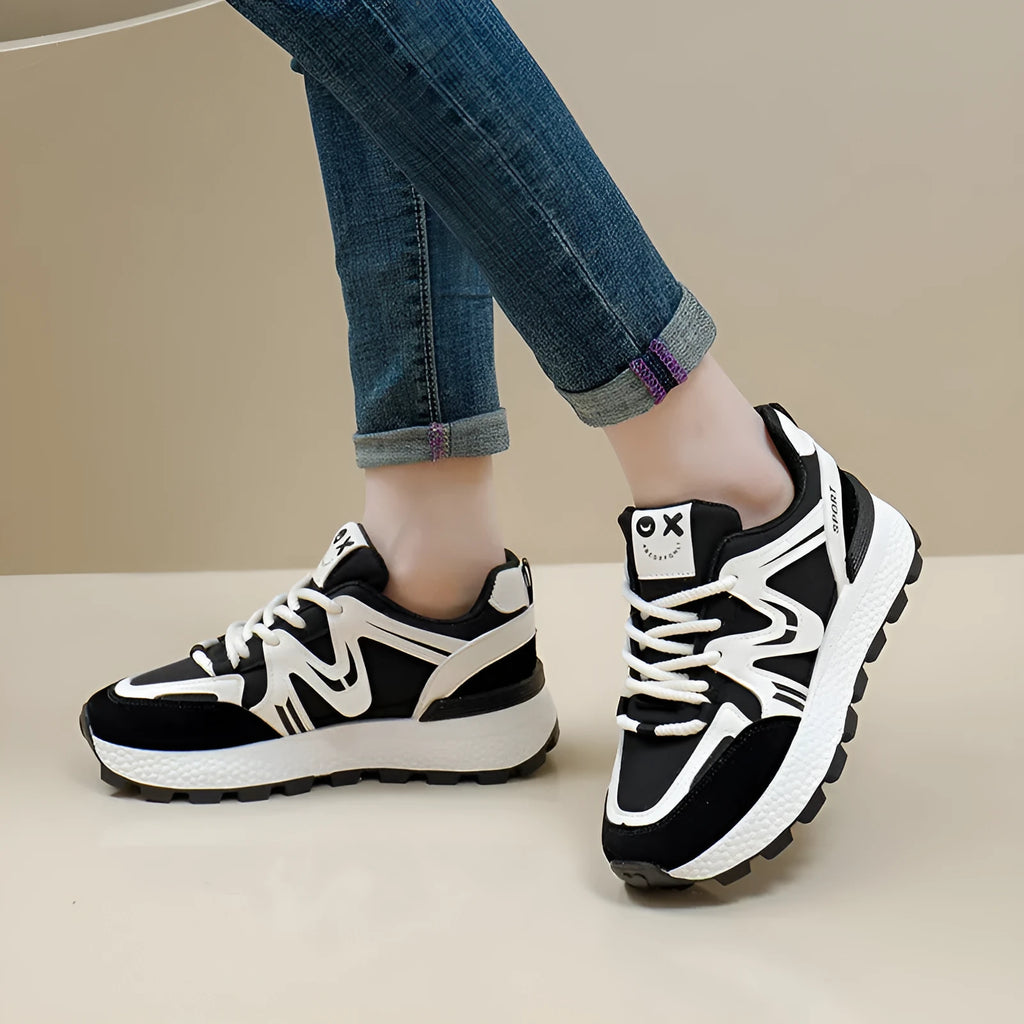 Women's black platform sports casual shoes with round toe and front lace-up design