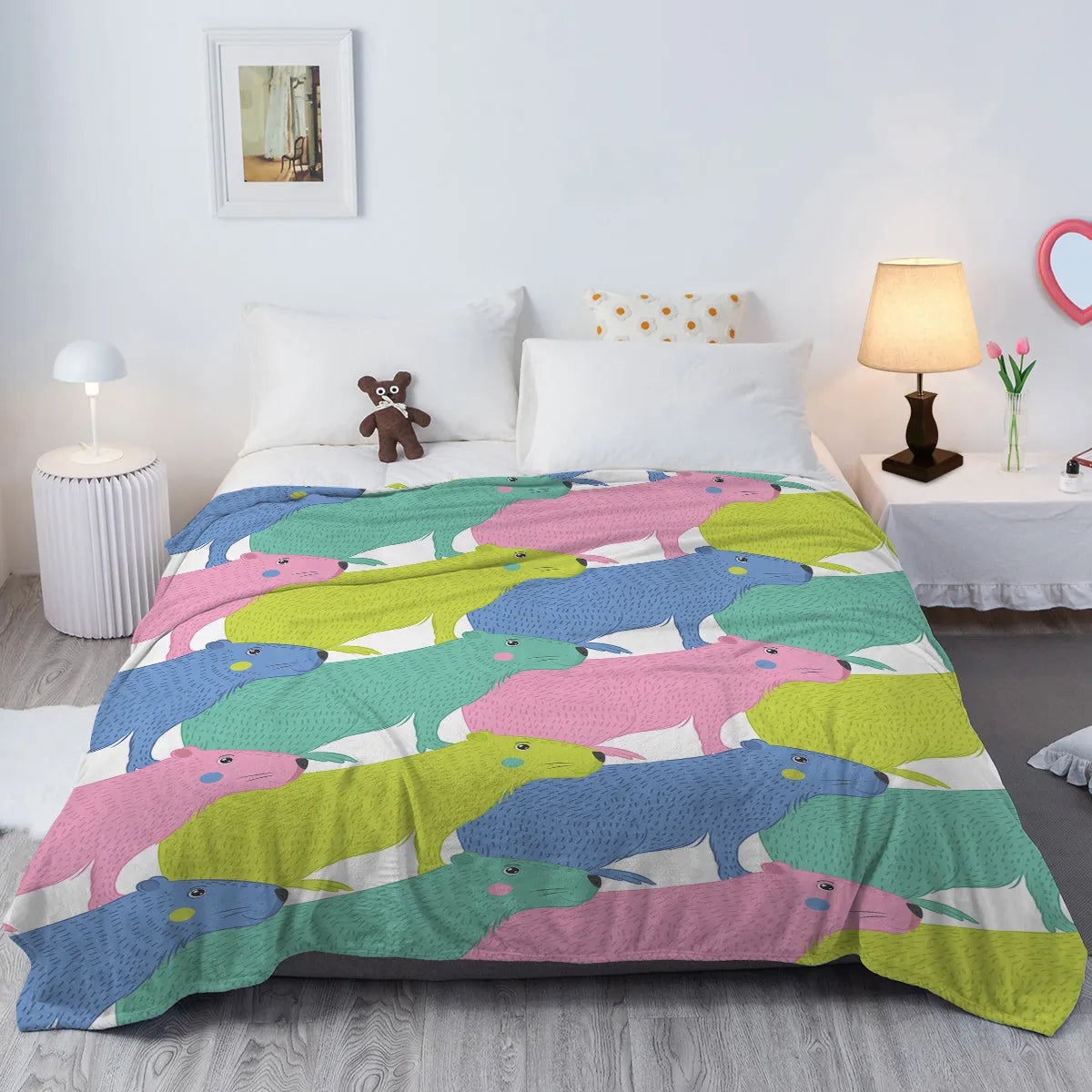 Flannel cartoon dolphin printed blanket in pink, soft flannel velvet throw for couch or outdoor use