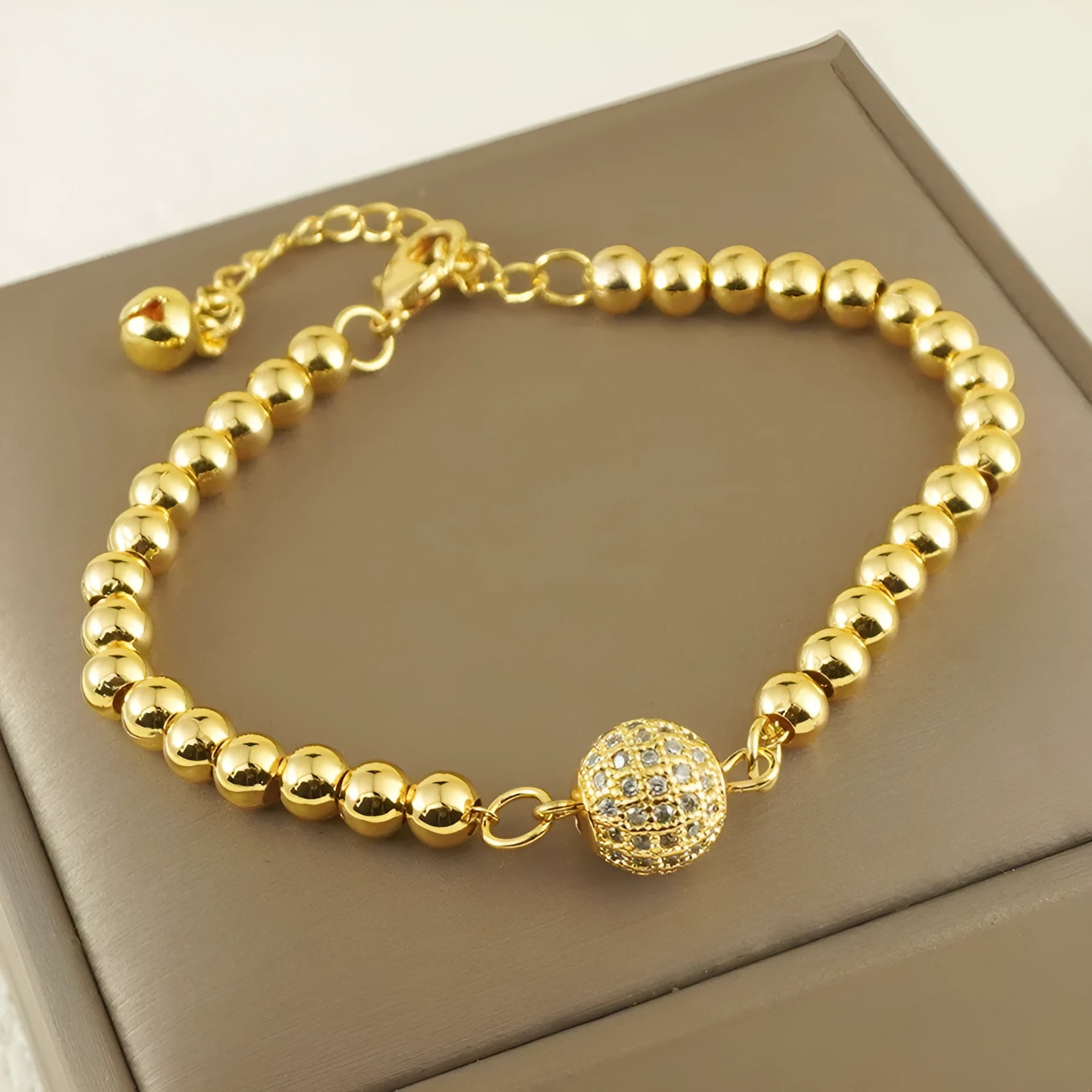 Women's copper bracelet with heart shape and single zircon ball, electroplated finish fashion jewellery