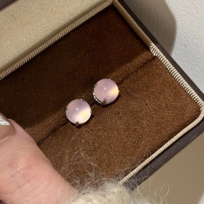 Chinese style chalcedony stud earrings with four-claw copper settings in three colour options
