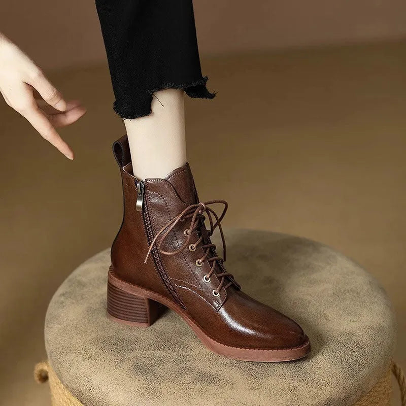 Women's black pointed toe short tube boots with 5.5cm heel and artificial PU upper
