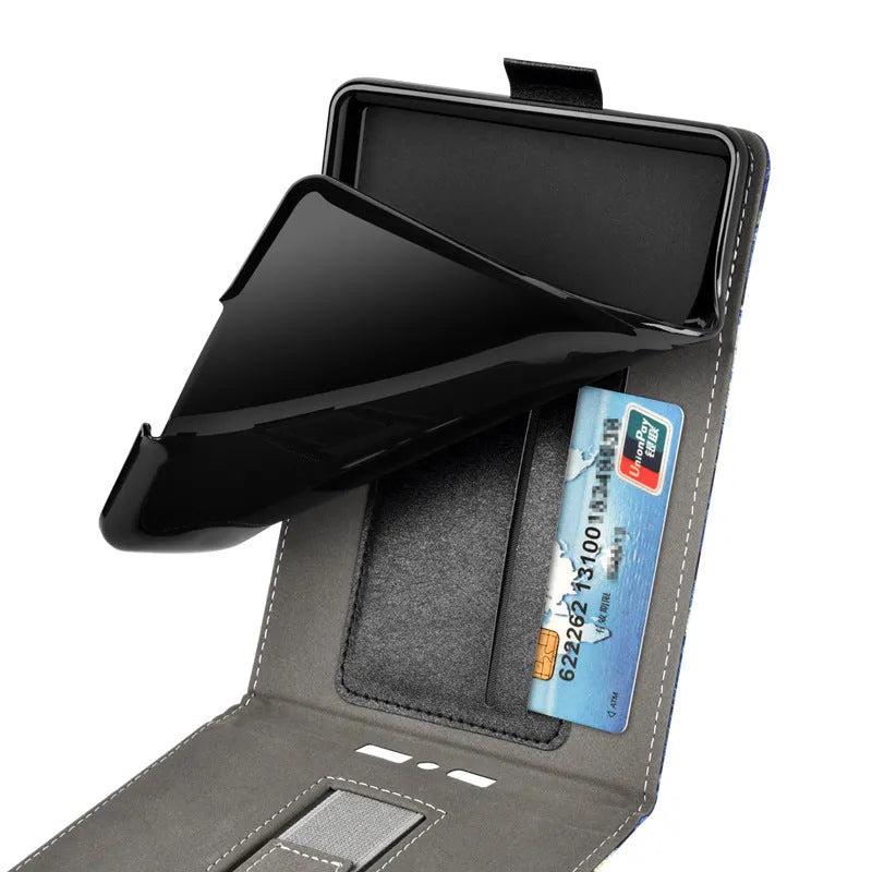 Painted leather-look TPU protective case for a 6-inch ereader, shown in a bracket-compatible business style.