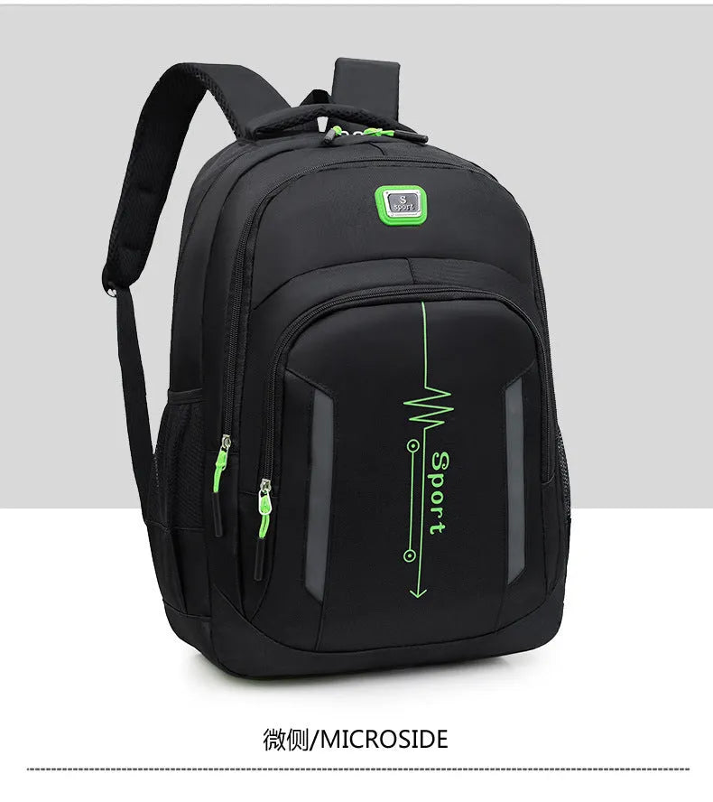 20-35 litre black Oxford cloth backpack with air pillow straps for business travel