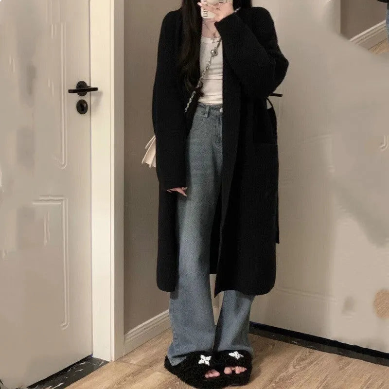 Women's loose fit chenille cardigan with 3D pattern in dark grey