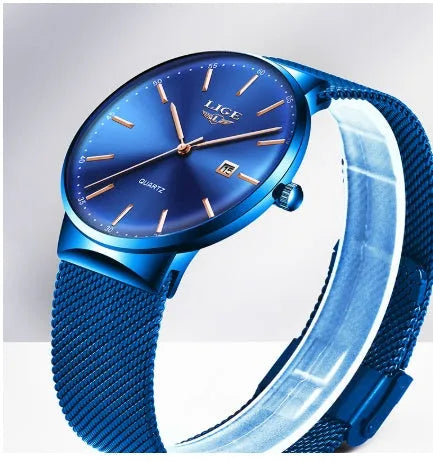 Men's stainless steel watch with 40mm dial on 24cm strap in black, blue, or black blue colours