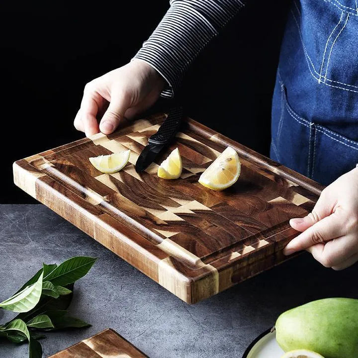 Brown solid wood cutting board made from imported acacia with 3cm thickness