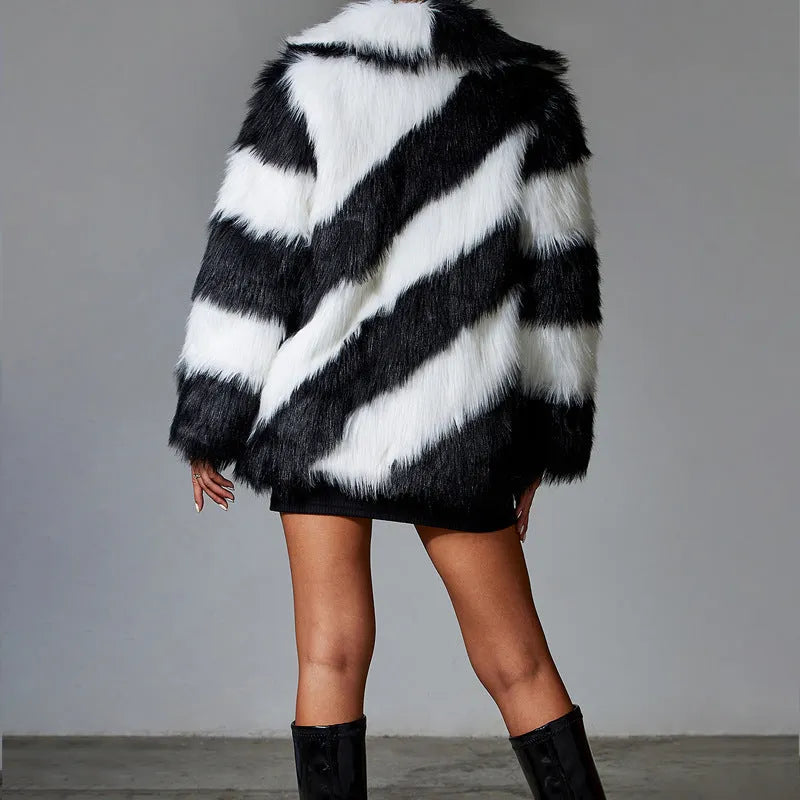 Faux fur coat with contrast lapel and detachable fur collar in normal 50cm length