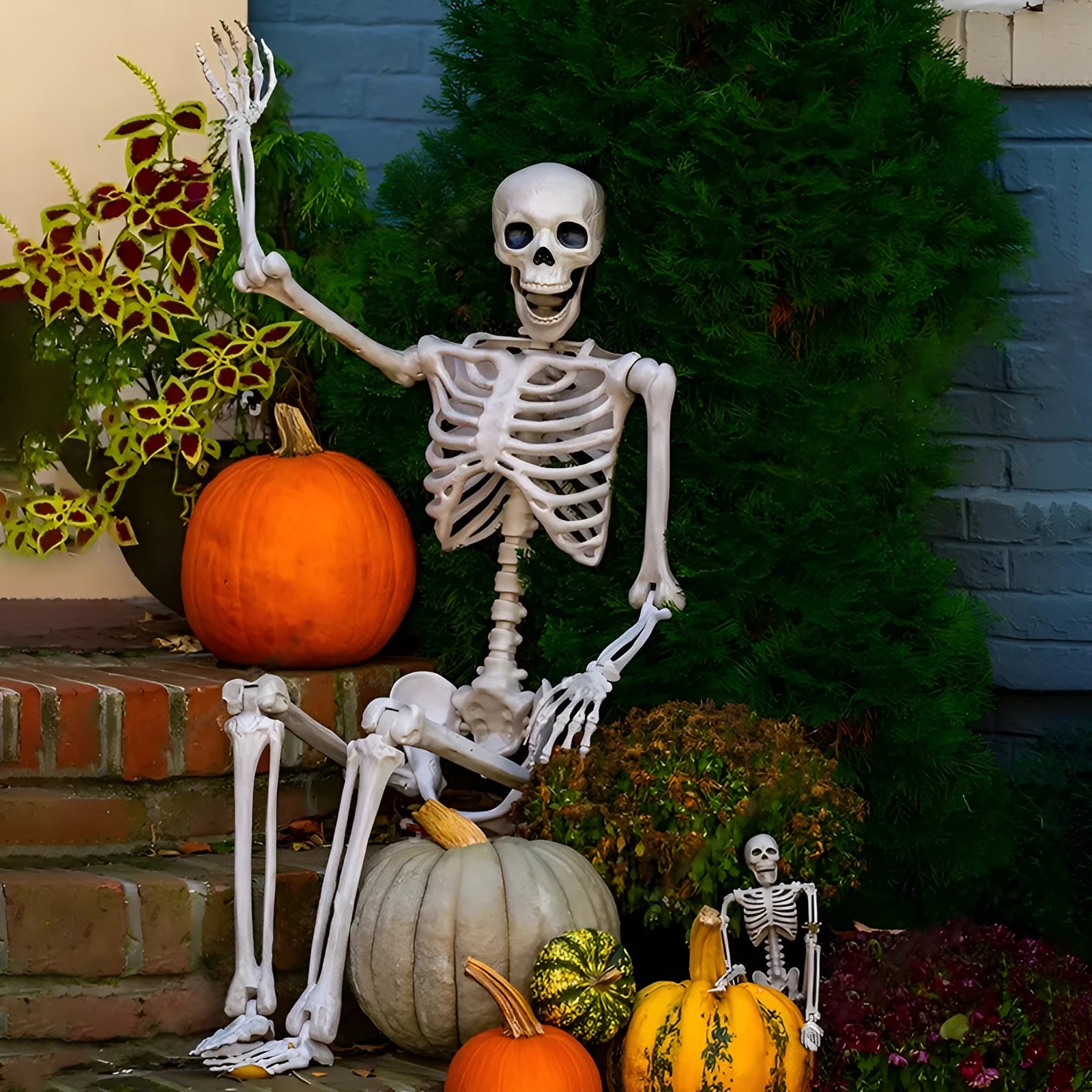 90cm movable joint plastic Halloween skeleton decoration for outdoor displays