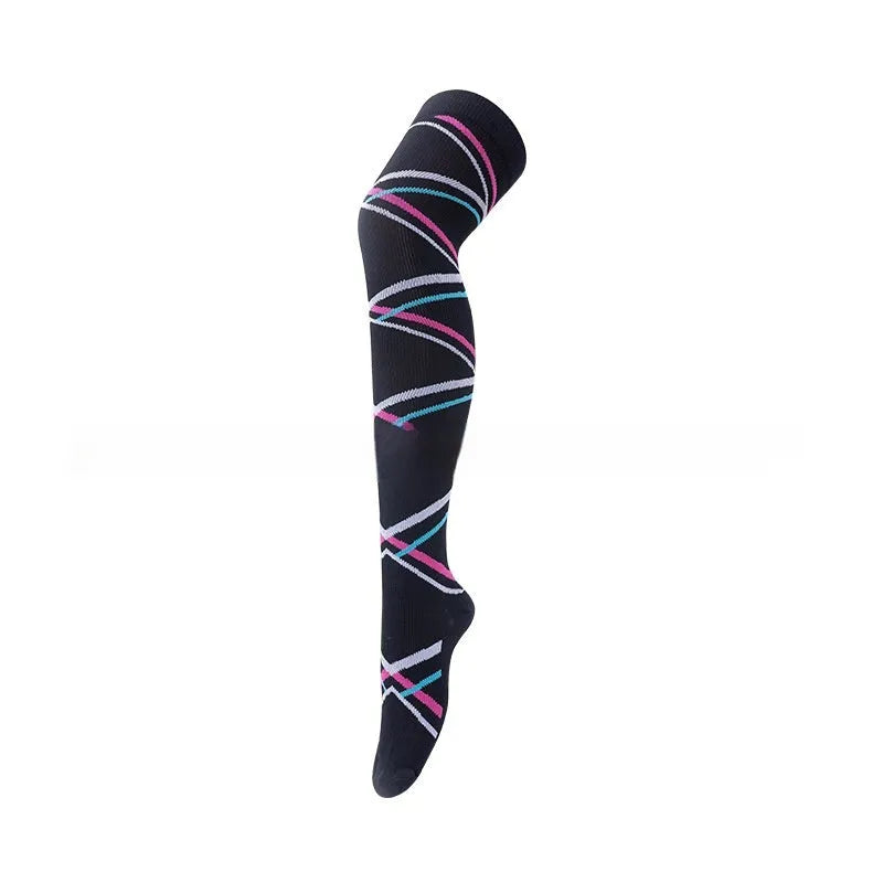 Outdoor sports running cycling long compression socks knee high quick dry polyester in multiple colours