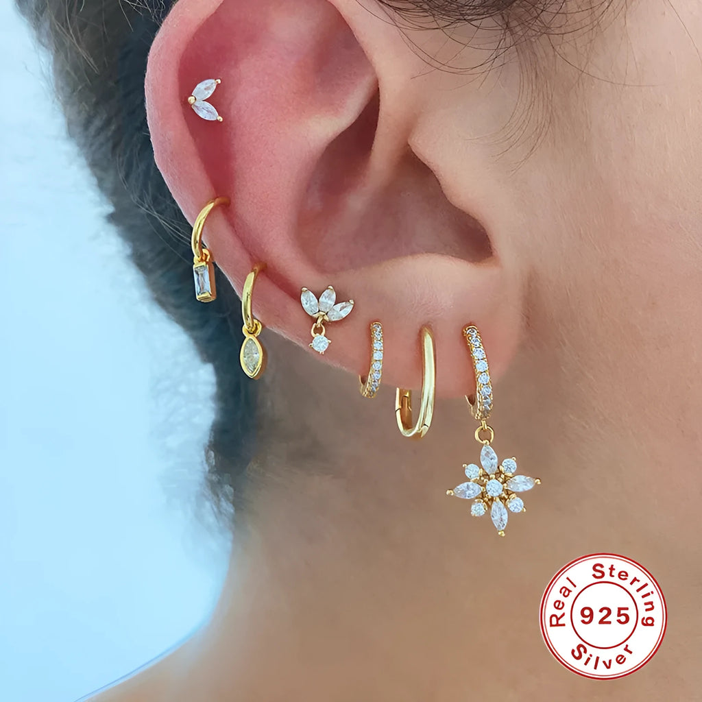 S925 sterling silver snowflake pendant earrings in white gold or yellow gold colour finish.