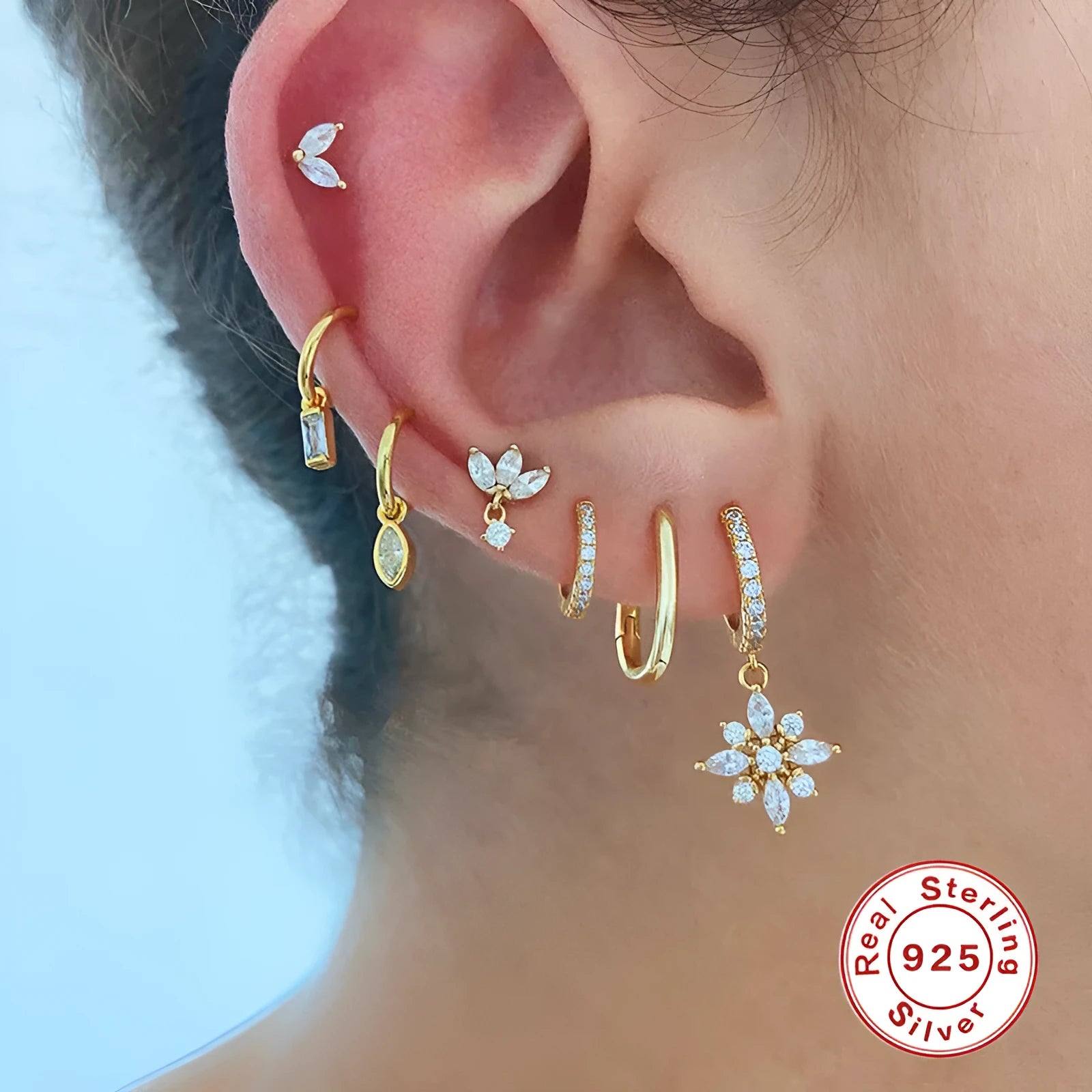 S925 sterling silver snowflake pendant earrings in white gold or yellow gold colour finish.