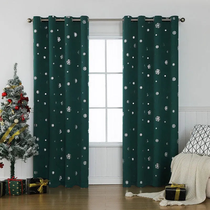 Hole-free snowflake pattern shade cloth curtain in red or green with lace loop or iron hoop detailing