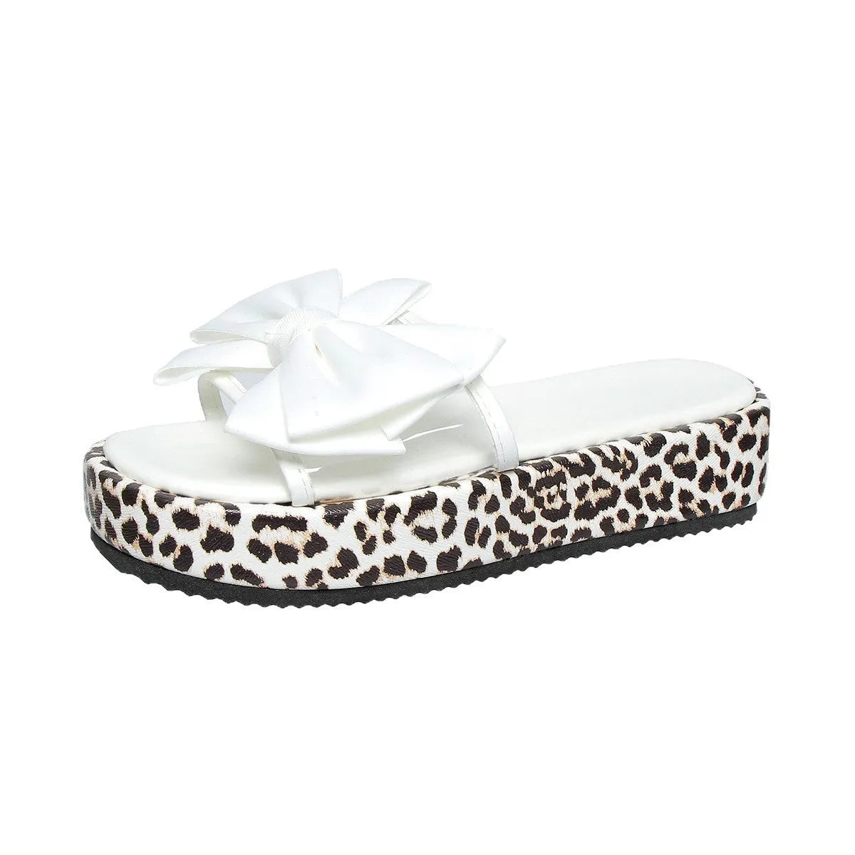 Women's leopard print beach slippers with thick soles and round toe in black colour