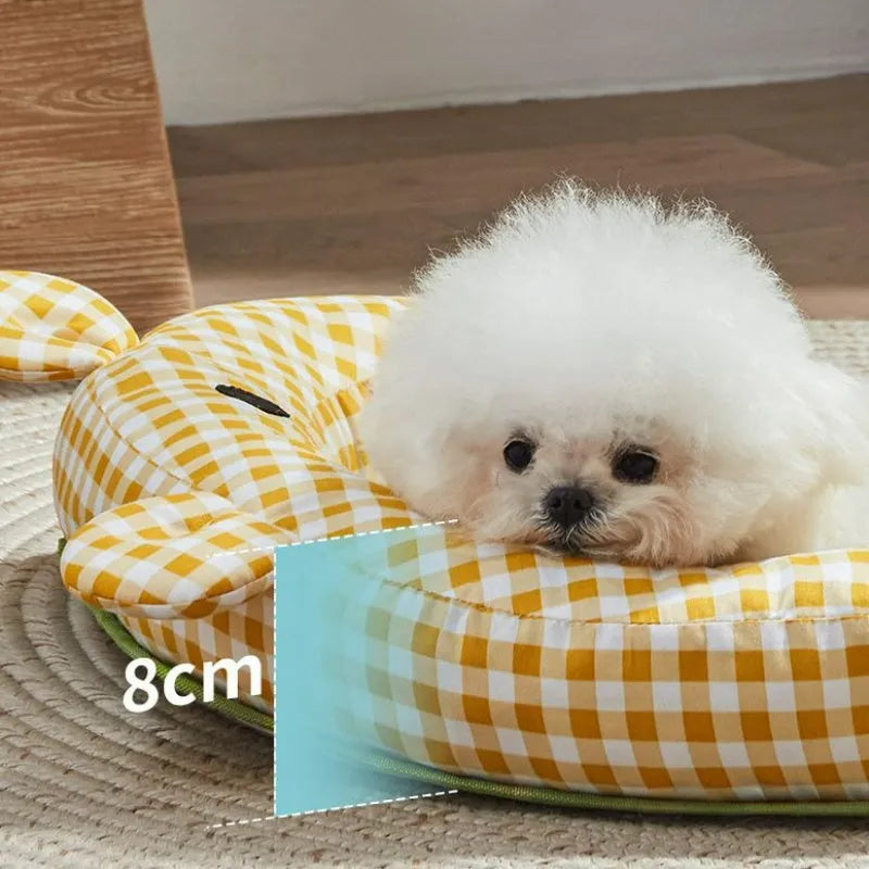 Four season pet bed mat with cooling ice pad in green colour, showing size comparison for small to extra large dogs and cats