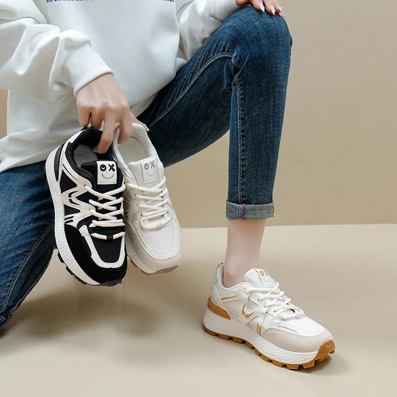 Women's black platform sports casual shoes with round toe and front lace-up design