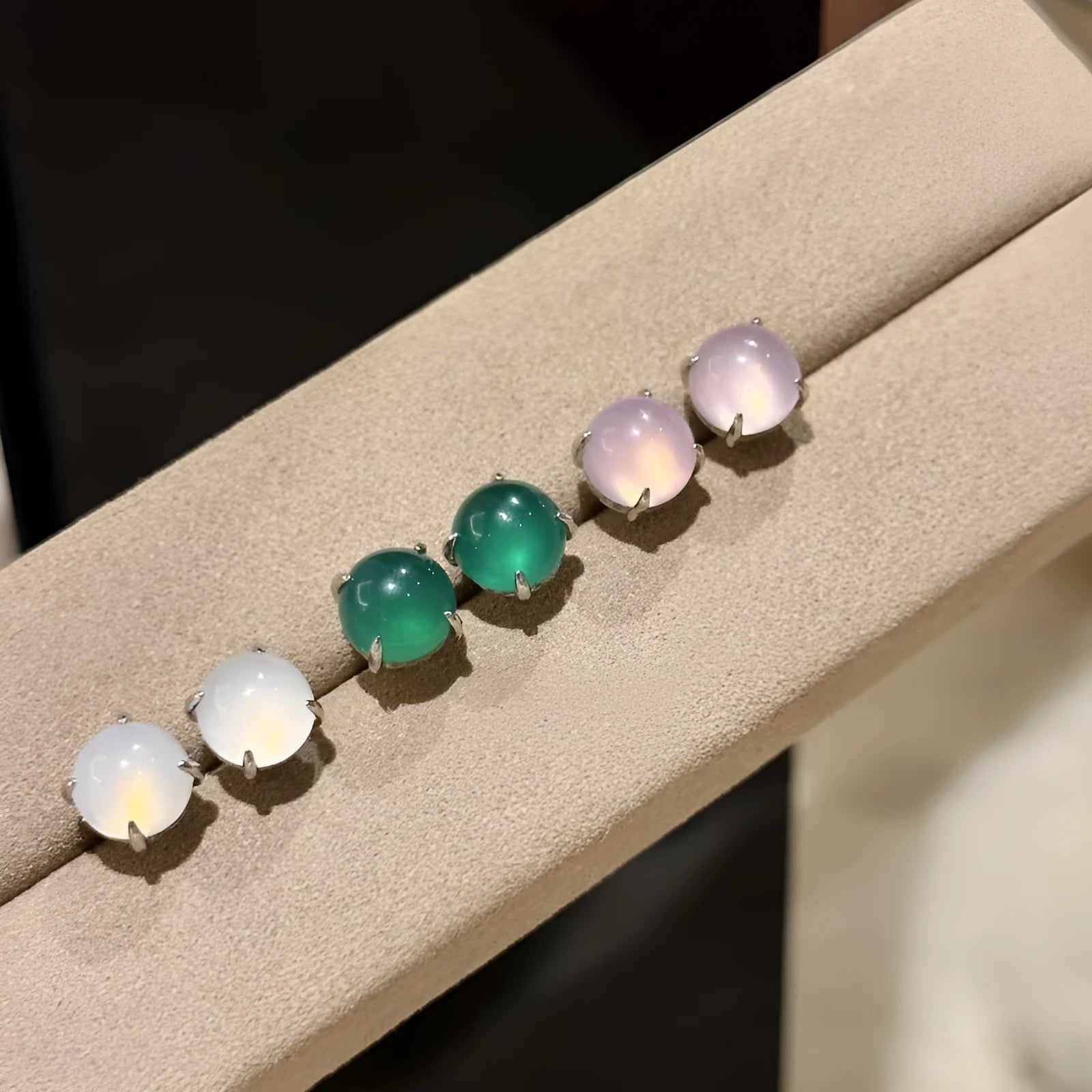 Chinese style chalcedony stud earrings with four-claw copper settings in three colour options