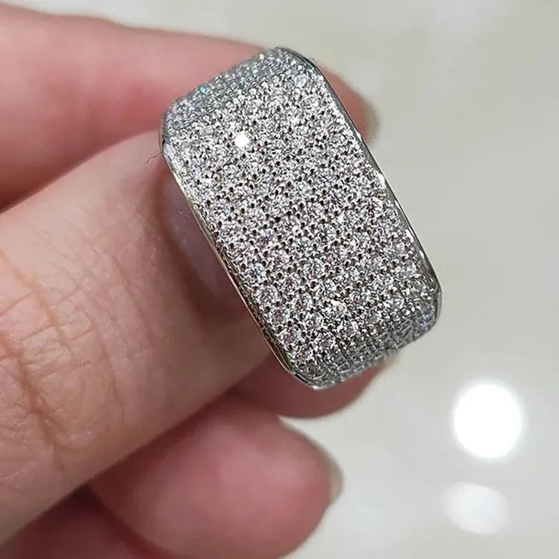 Micro-inlaid starry index finger ring in copper with white gold colour and zircon stones