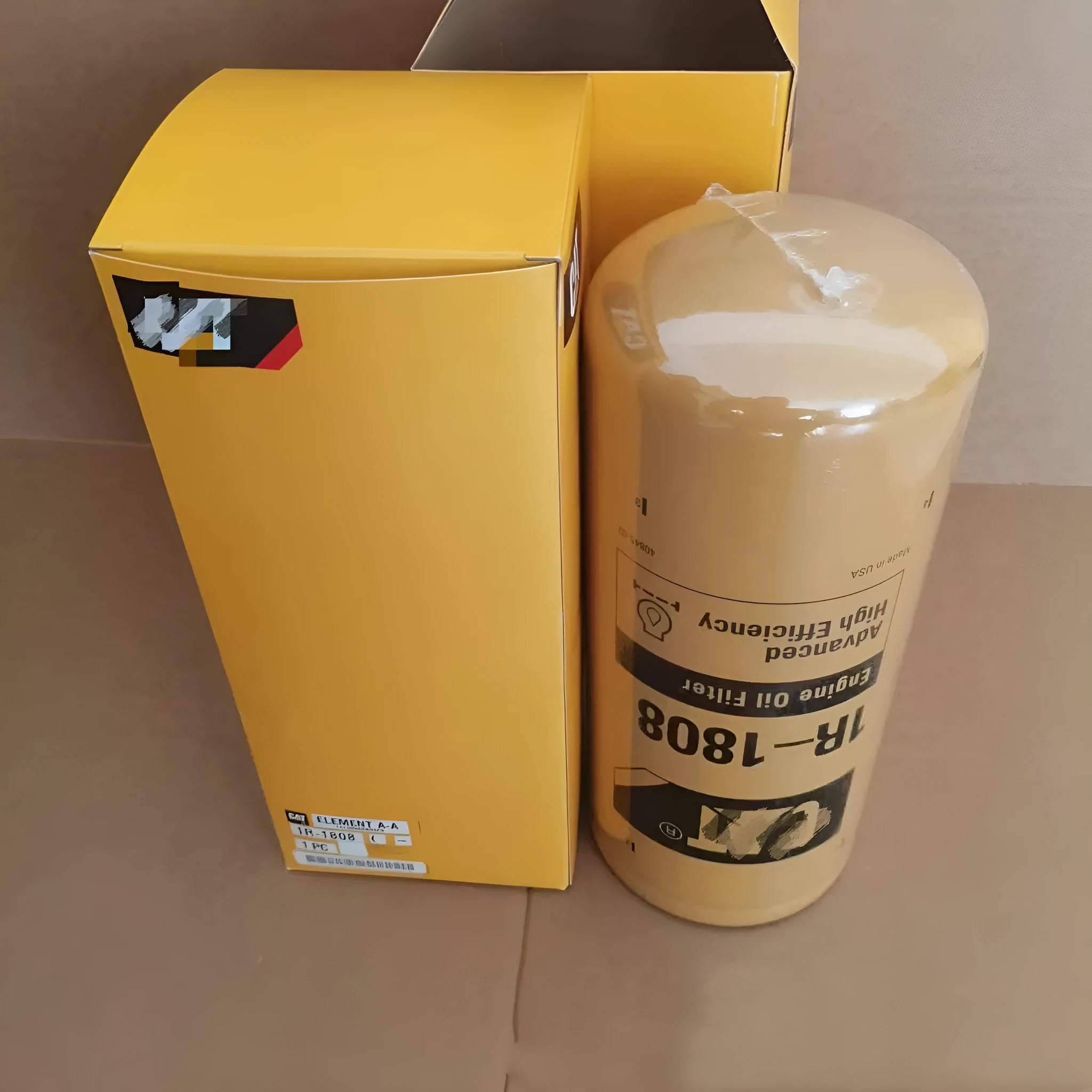 Carter 1R-1808 metal folding oil filter element for excavator hydraulic systems.